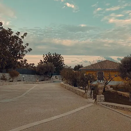 Leonardo * Canicattini Bagni