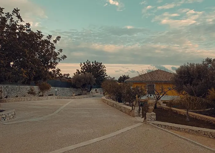 Leonardo * Canicattini Bagni